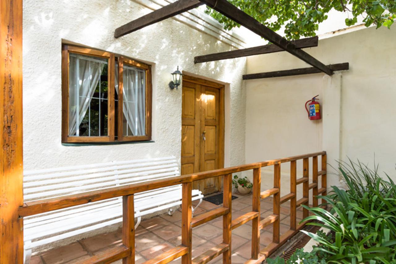 Nanna Rous' Town House Bed & Breakfast Colesberg Bagian luar foto